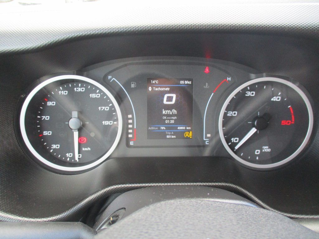 Iveco 35C16 Daily,2.3L Palfinger leasing Iveco 35C16 Daily,2.3L Palfinger: obrázek 16 Iveco 35C16 Daily,2.3L Palfinger leasing Iveco 35C16 Daily,2.3L Palfinger: obrázek 16