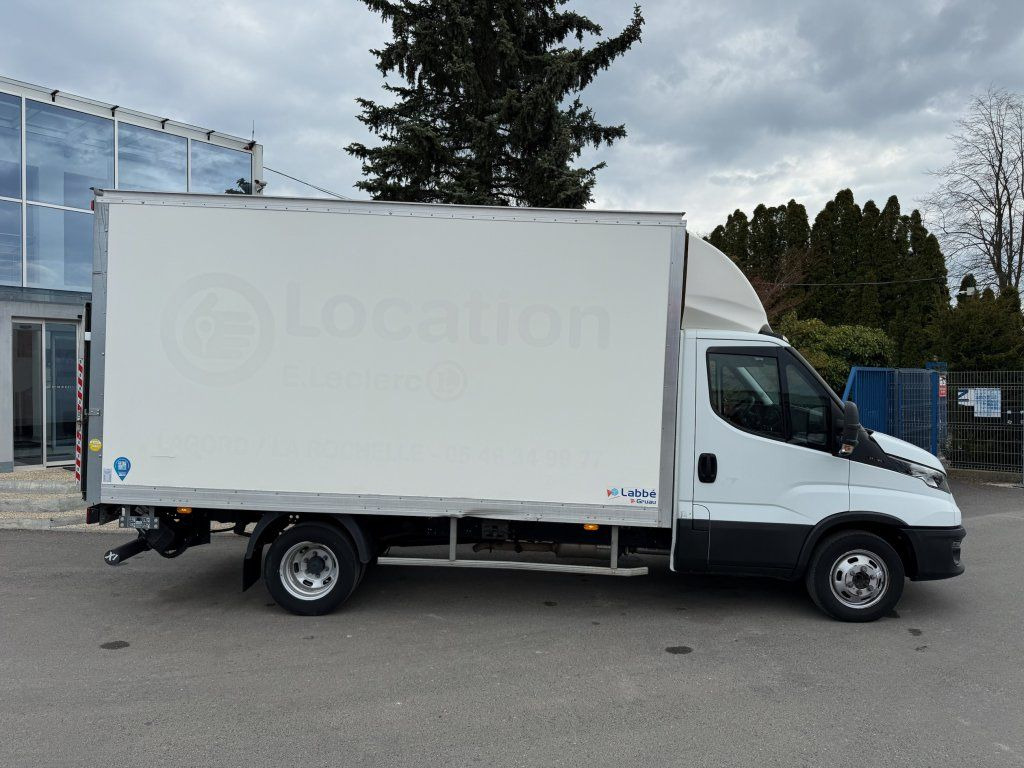 Iveco 35C16 Daily 3,0l - Dodávka skřín: obrázek 2 Iveco 35C16 Daily 3,0l - Dodávka skřín: obrázek 2