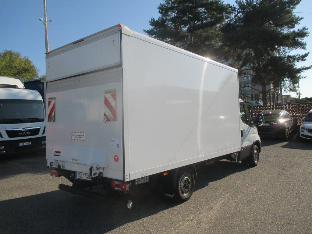 Iveco 35S16 Daily EURO 6 - Furgon: obrázek 5 Iveco 35S16 Daily EURO 6 - Furgon: obrázek 5