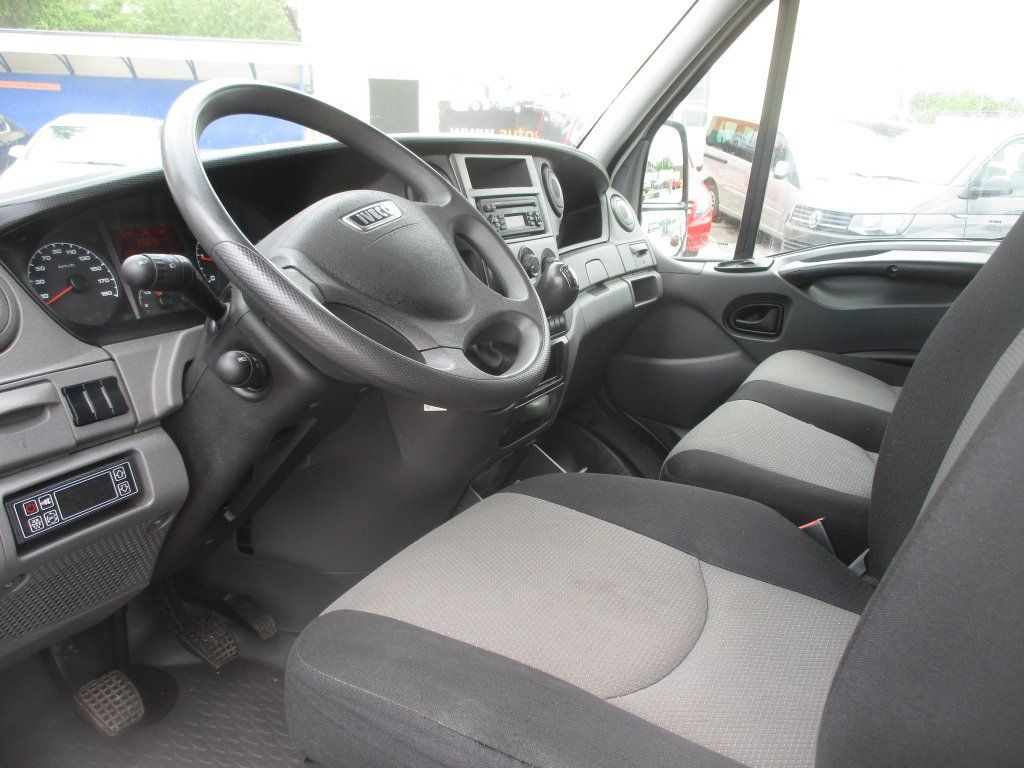 Iveco Daily 35C15 - Chladící dodávka: obrázek 5 Iveco Daily 35C15 - Chladící dodávka: obrázek 5