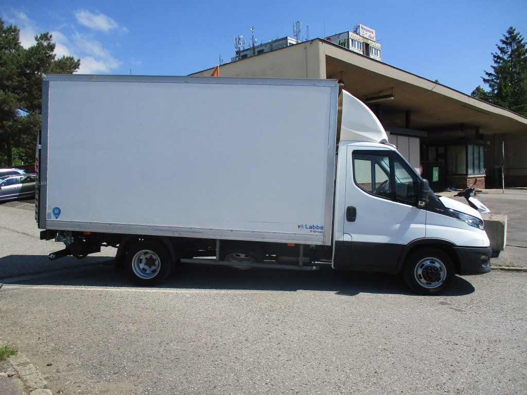 Iveco Daily 35C16 3.0 - Dodávka skřín: obrázek 4 Iveco Daily 35C16 3.0 - Dodávka skřín: obrázek 4
