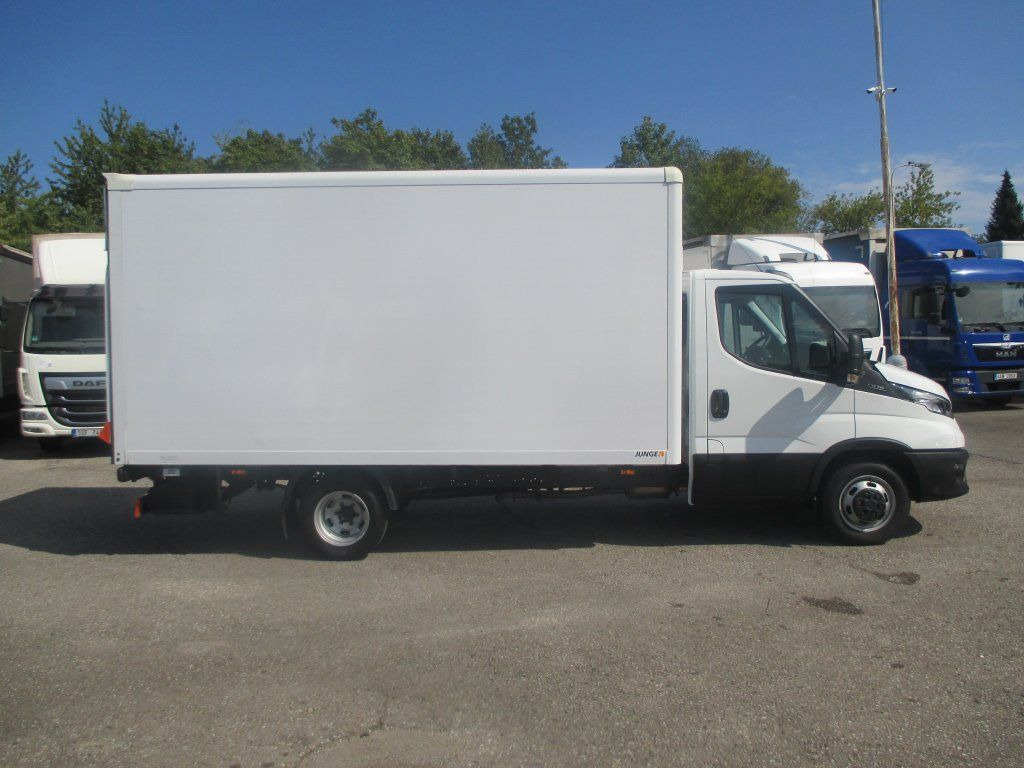 Iveco Daily 35C16 - Dodávka skřín: obrázek 4 Iveco Daily 35C16 - Dodávka skřín: obrázek 4