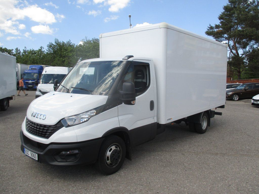 Iveco Daily 35C16 - Dodávka skřín: obrázek 1 Iveco Daily 35C16 - Dodávka skřín: obrázek 1
