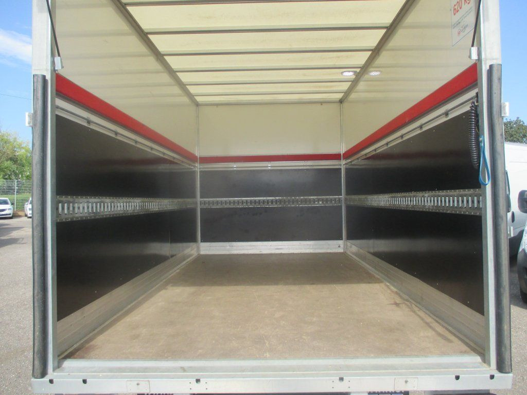 Dodávka skřín Iveco Daily 35C16: obrázek 12