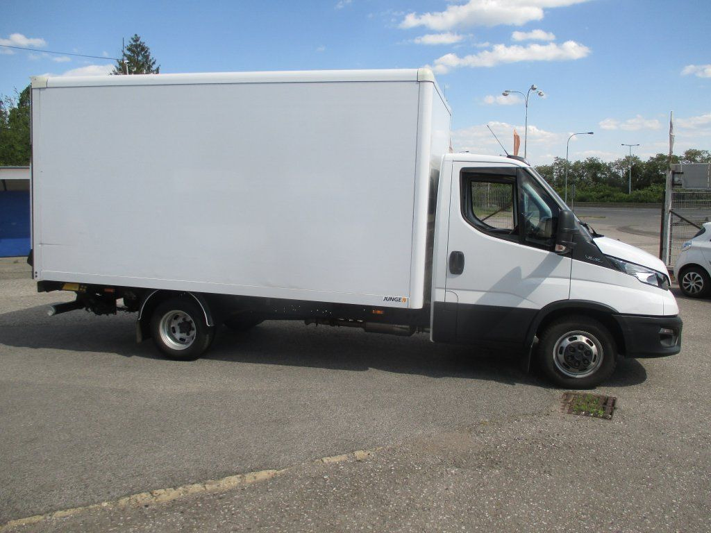 Iveco Daily 35C16 - Dodávka skřín: obrázek 4 Iveco Daily 35C16 - Dodávka skřín: obrázek 4