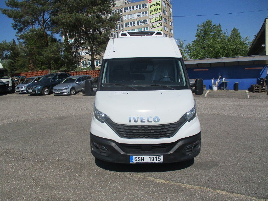 Iveco Daily 35S16 2.3L - Chladící dodávka: obrázek 2 Iveco Daily 35S16 2.3L - Chladící dodávka: obrázek 2