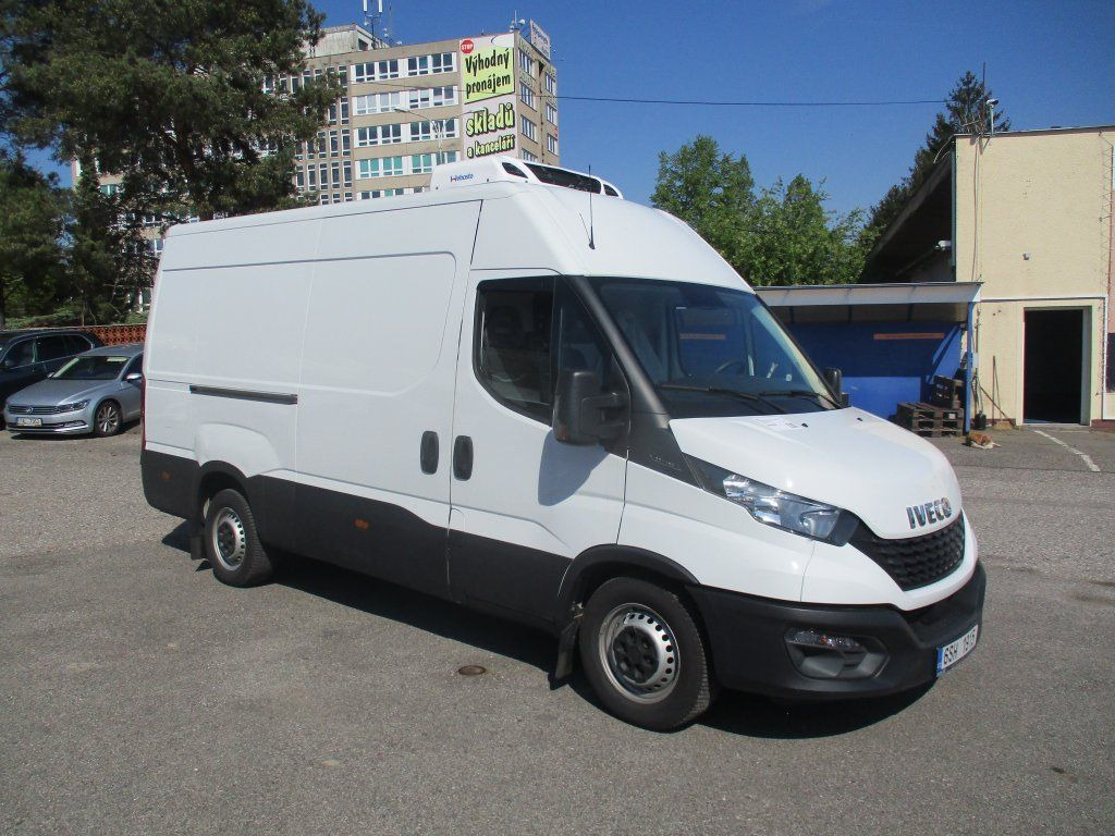 Iveco Daily 35S16 2.3L - Chladící dodávka: obrázek 3 Iveco Daily 35S16 2.3L - Chladící dodávka: obrázek 3