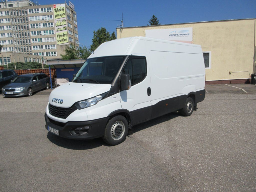 Iveco Daily 35S16 - Furgon: obrázek 2 Iveco Daily 35S16 - Furgon: obrázek 2