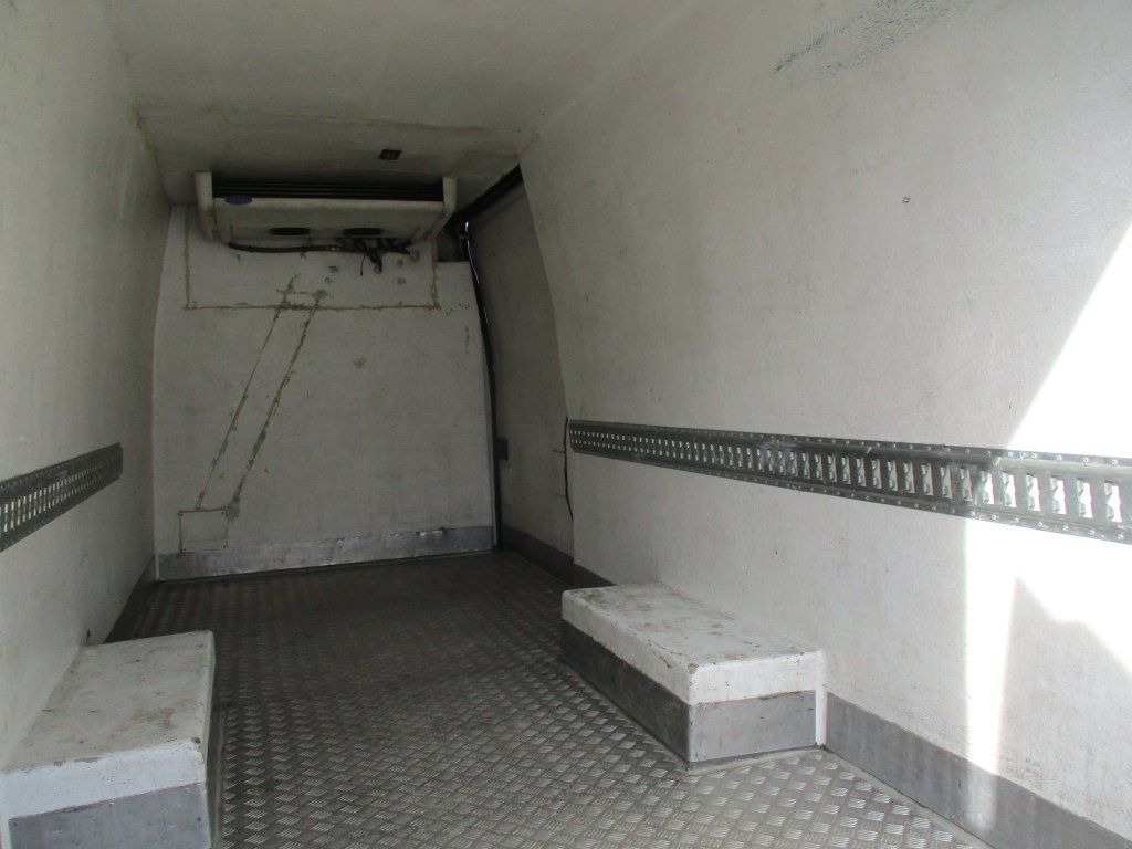 Iveco Daily 50C15 Carrier 350 - Chladící dodávka: obrázek 4 Iveco Daily 50C15 Carrier 350 - Chladící dodávka: obrázek 4