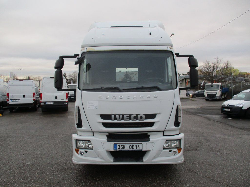 Iveco Eurocargo 140E22 - Hákový nosič kontejnerů: obrázek 4 Iveco Eurocargo 140E22 - Hákový nosič kontejnerů: obrázek 4