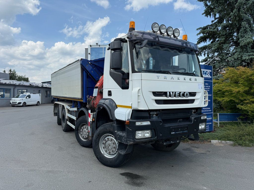 Iveco Trakker AD410 T45 8x8 + HMF 1643 Z2 - Sklápěč: obrázek 2 Iveco Trakker AD410 T45 8x8 + HMF 1643 Z2 - Sklápěč: obrázek 2