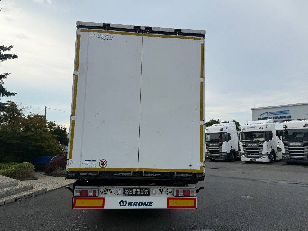 Krone SD - Plachtový návěs: obrázek 4 Krone SD - Plachtový návěs: obrázek 4