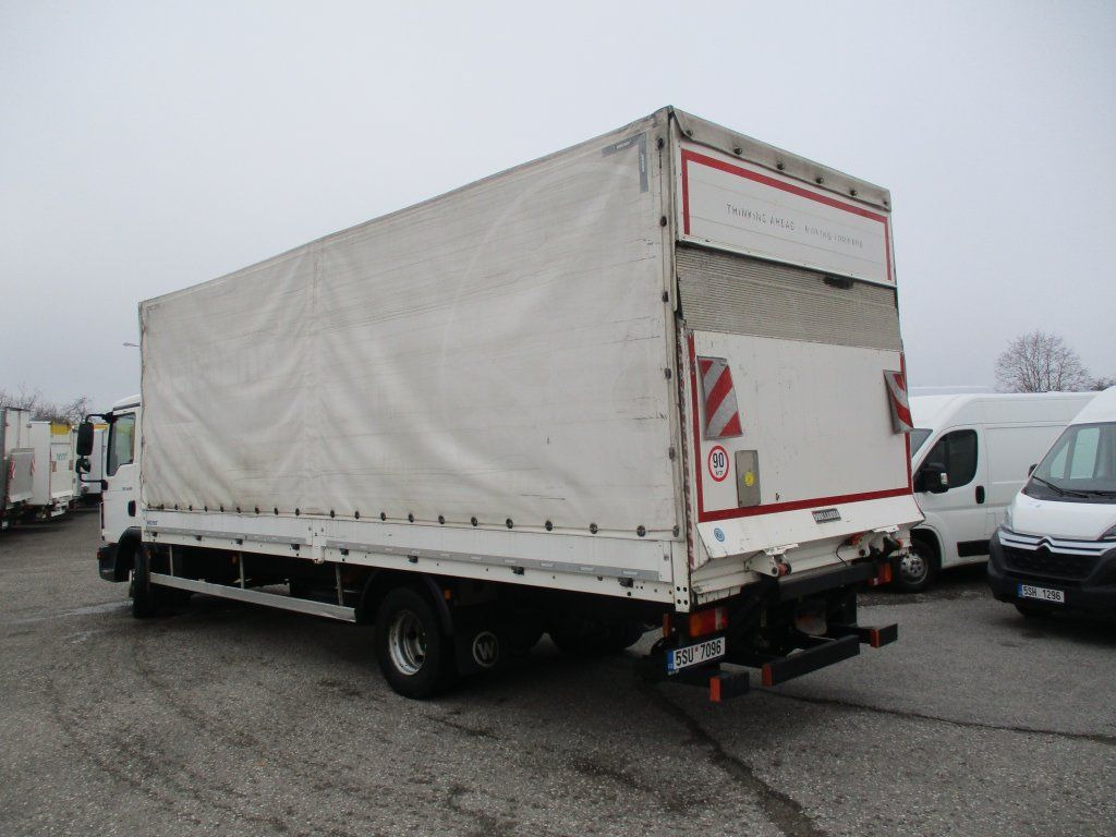 MAN TGL 12.250 - Plachtový nákladní auto: obrázek 4 MAN TGL 12.250 - Plachtový nákladní auto: obrázek 4