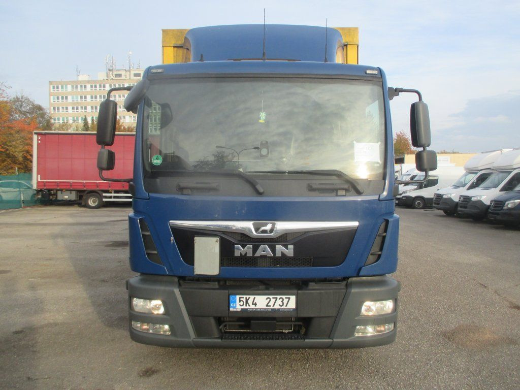 MAN TGL 12.250 - Plachtový nákladní auto: obrázek 2 MAN TGL 12.250 - Plachtový nákladní auto: obrázek 2