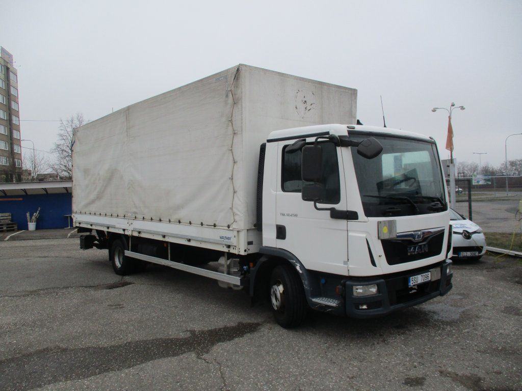 MAN TGL 12.250 - Plachtový nákladní auto: obrázek 1 MAN TGL 12.250 - Plachtový nákladní auto: obrázek 1