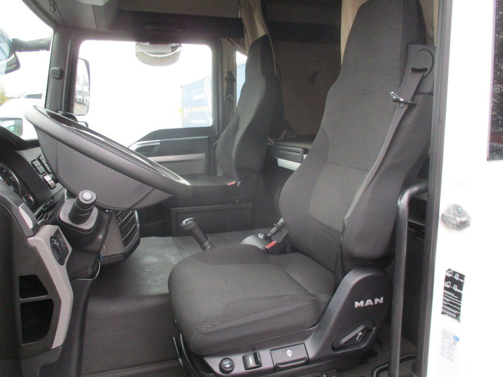 MAN TGL 8.190 - Skříňový nákladní auto: obrázek 5 MAN TGL 8.190 - Skříňový nákladní auto: obrázek 5