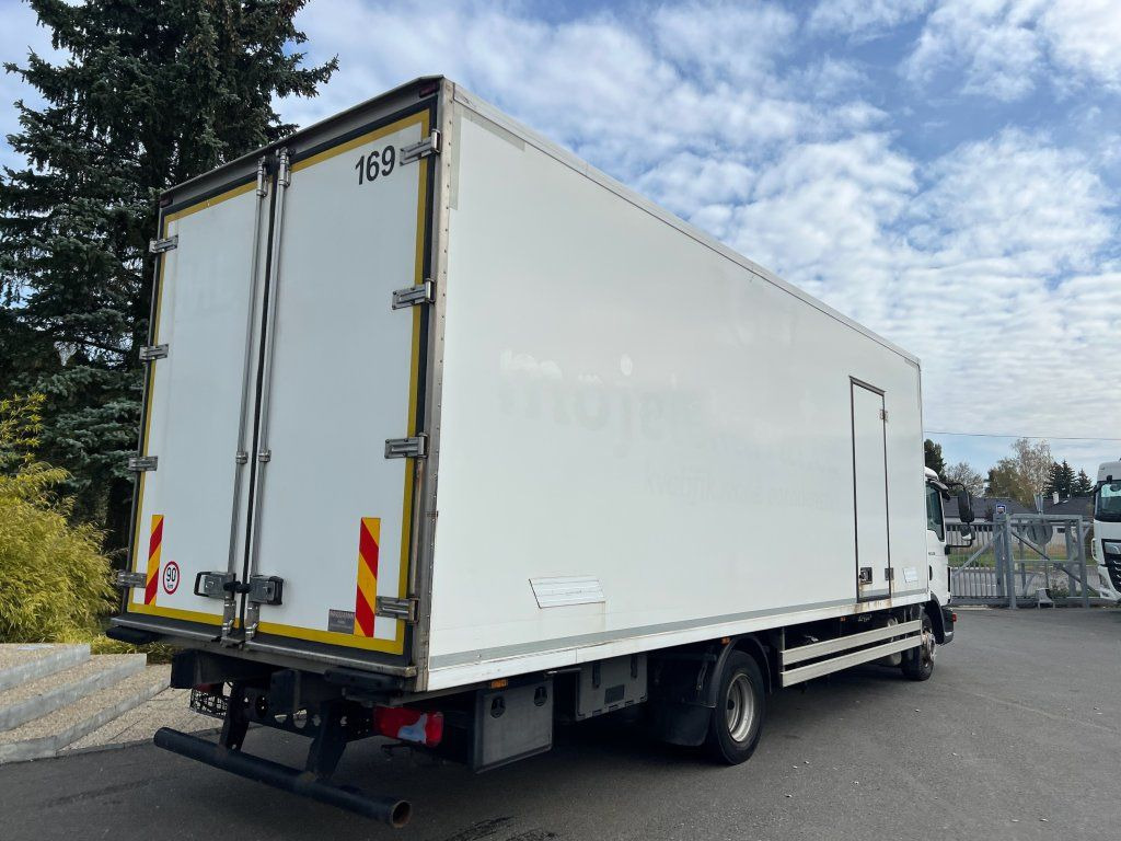 MAN TGL12.220 EURO 6 Carrier Xarios 600 - Chladírenský nákladní automobil: obrázek 4 MAN TGL12.220 EURO 6 Carrier Xarios 600 - Chladírenský nákladní automobil: obrázek 4