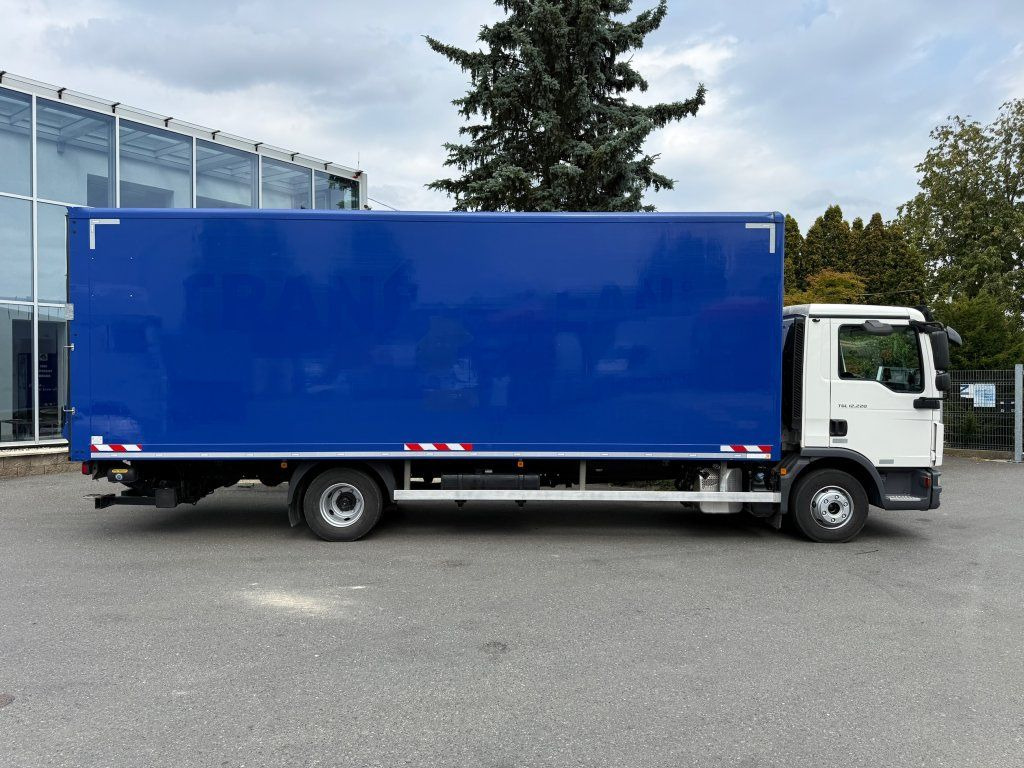 MAN TGL12.220 EURO 6 - Skříňový nákladní auto: obrázek 3 MAN TGL12.220 EURO 6 - Skříňový nákladní auto: obrázek 3