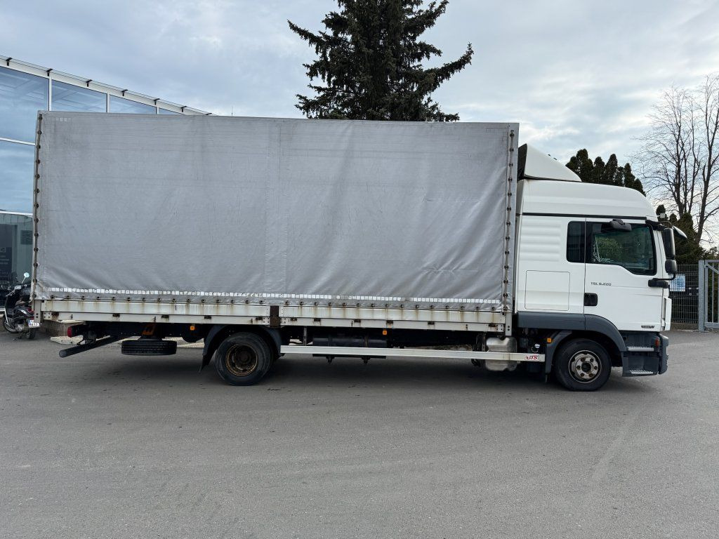MAN TGL8.220 EURO 6 - Plachtová dodávka: obrázek 3 MAN TGL8.220 EURO 6 - Plachtová dodávka: obrázek 3