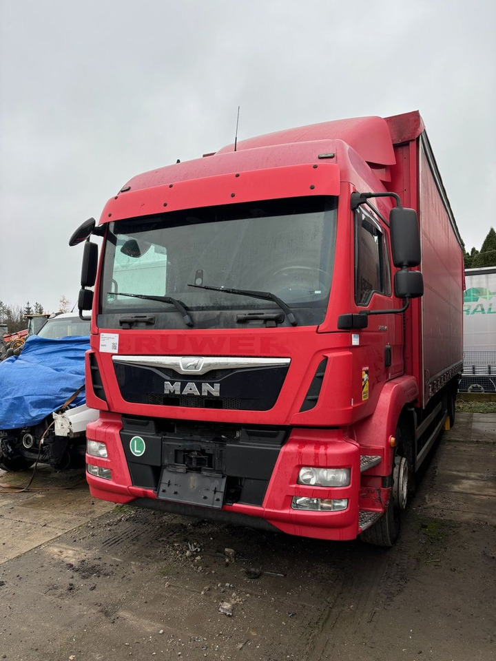 MAN TGM18.340 EURO 6 UNANGETRIEBEN - Plachtový nákladní auto: obrázek 1 MAN TGM18.340 EURO 6 UNANGETRIEBEN - Plachtový nákladní auto: obrázek 1