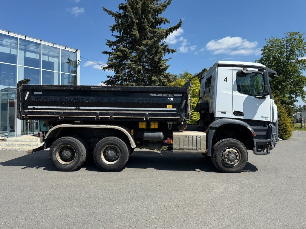 Mercedes-Benz 3343 Arocs 6x6 S3 EURO 6 - Sklápěč: obrázek 4 Mercedes-Benz 3343 Arocs 6x6 S3 EURO 6 - Sklápěč: obrázek 4