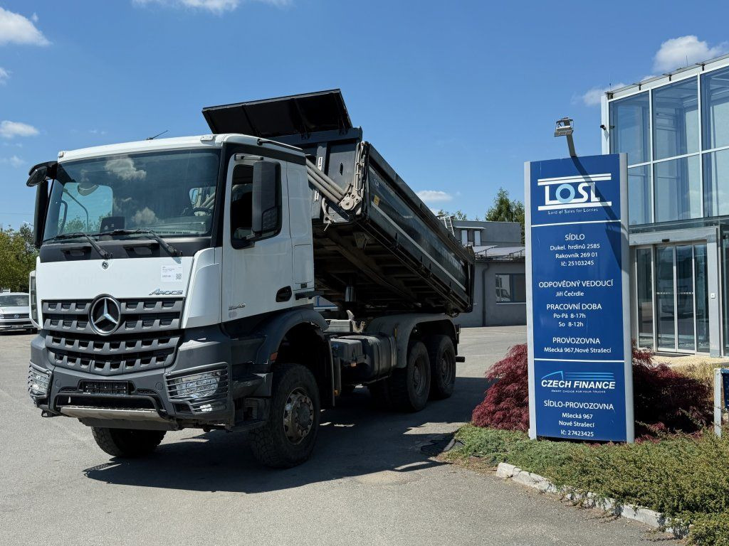 Mercedes-Benz 3343 Arocs 6x6 S3 EURO 6 - Sklápěč: obrázek 1 Mercedes-Benz 3343 Arocs 6x6 S3 EURO 6 - Sklápěč: obrázek 1