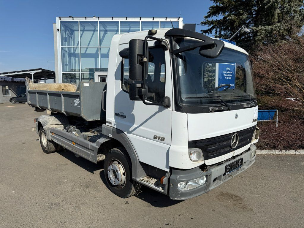 Mercedes-Benz 916 Atego EURO 4 - Hákový nosič kontejnerů: obrázek 2 Mercedes-Benz 916 Atego EURO 4 - Hákový nosič kontejnerů: obrázek 2