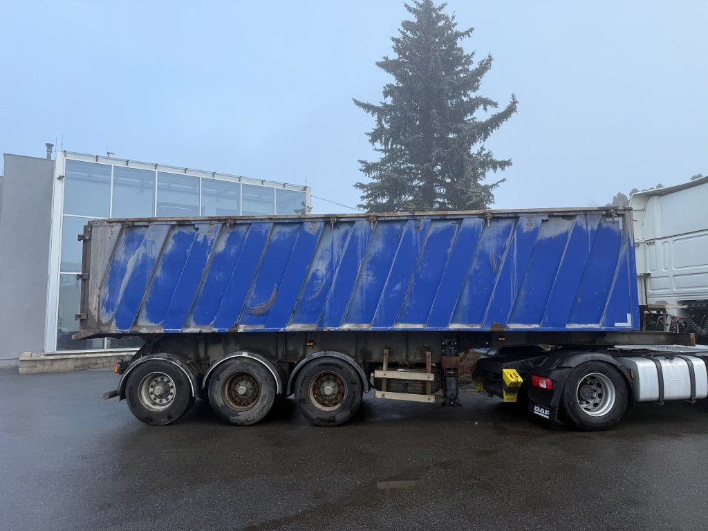 Panav 33m3 - Sklápěcí návěs: obrázek 2 Panav 33m3 - Sklápěcí návěs: obrázek 2