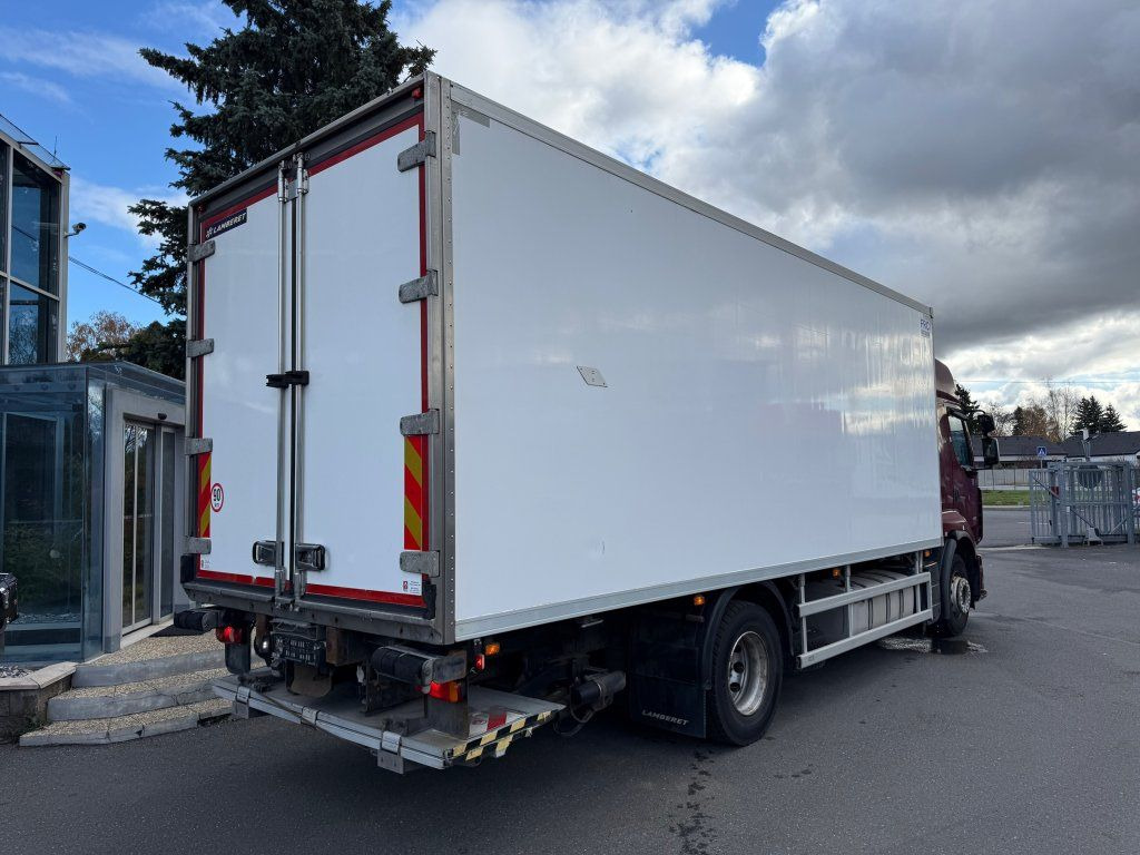 Renault Premium 460 - Chladírenský nákladní automobil: obrázek 4 Renault Premium 460 - Chladírenský nákladní automobil: obrázek 4