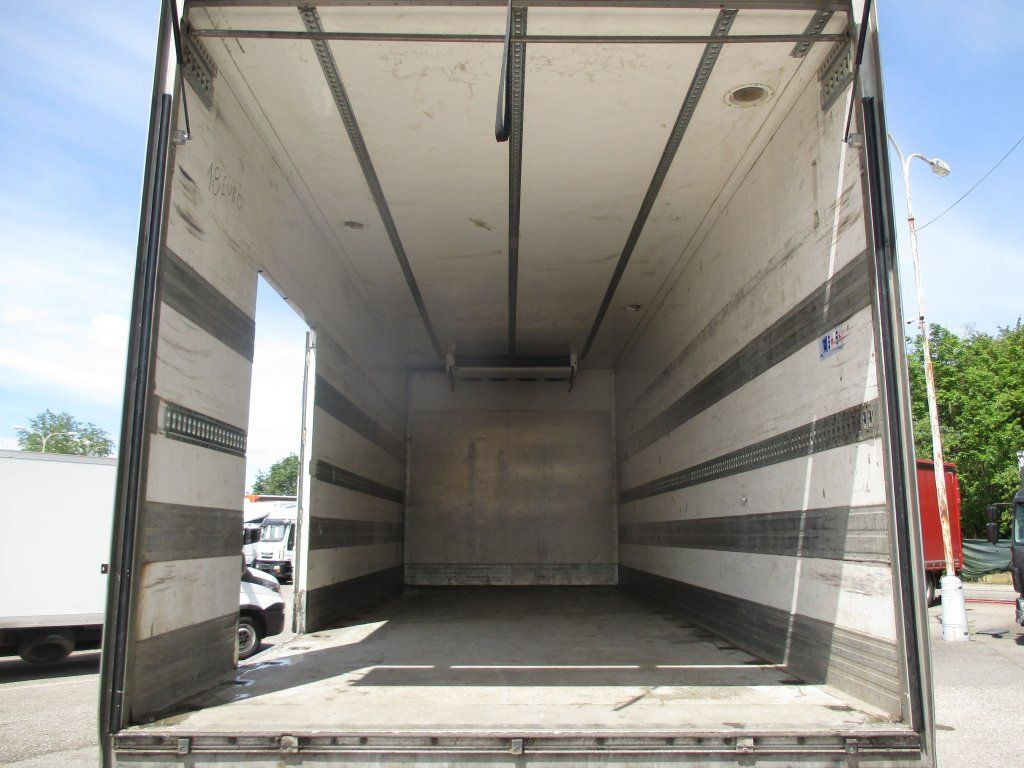 Renault Premium 460 - Chladírenský nákladní automobil: obrázek 5 Renault Premium 460 - Chladírenský nákladní automobil: obrázek 5