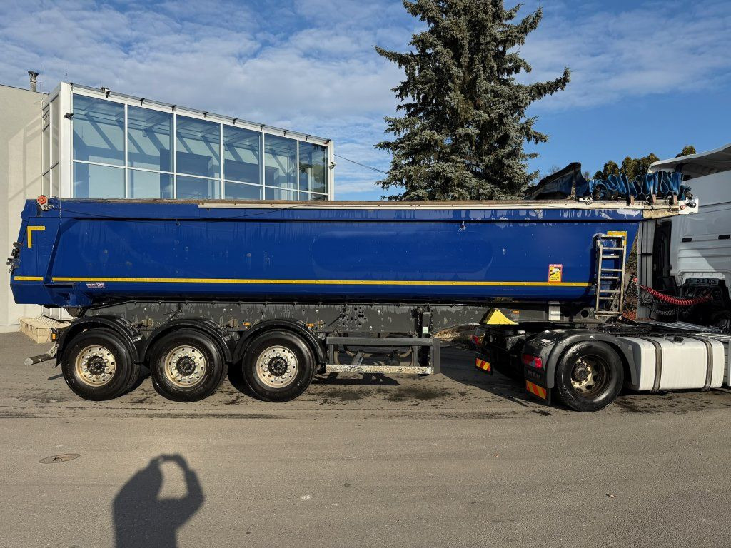 Schmitz Cargobull SKI24 30m3 - Sklápěcí návěs: obrázek 2 Schmitz Cargobull SKI24 30m3 - Sklápěcí návěs: obrázek 2