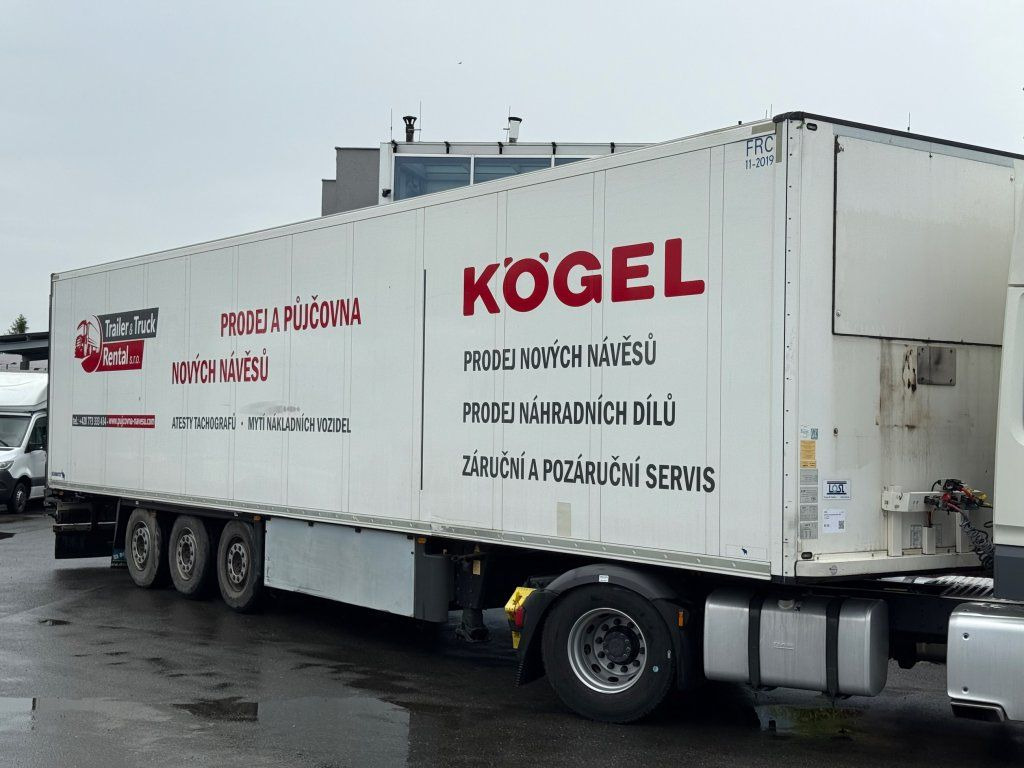 Schmitz Cargobull SKO24 - Skříňový návěs: obrázek 1 Schmitz Cargobull SKO24 - Skříňový návěs: obrázek 1