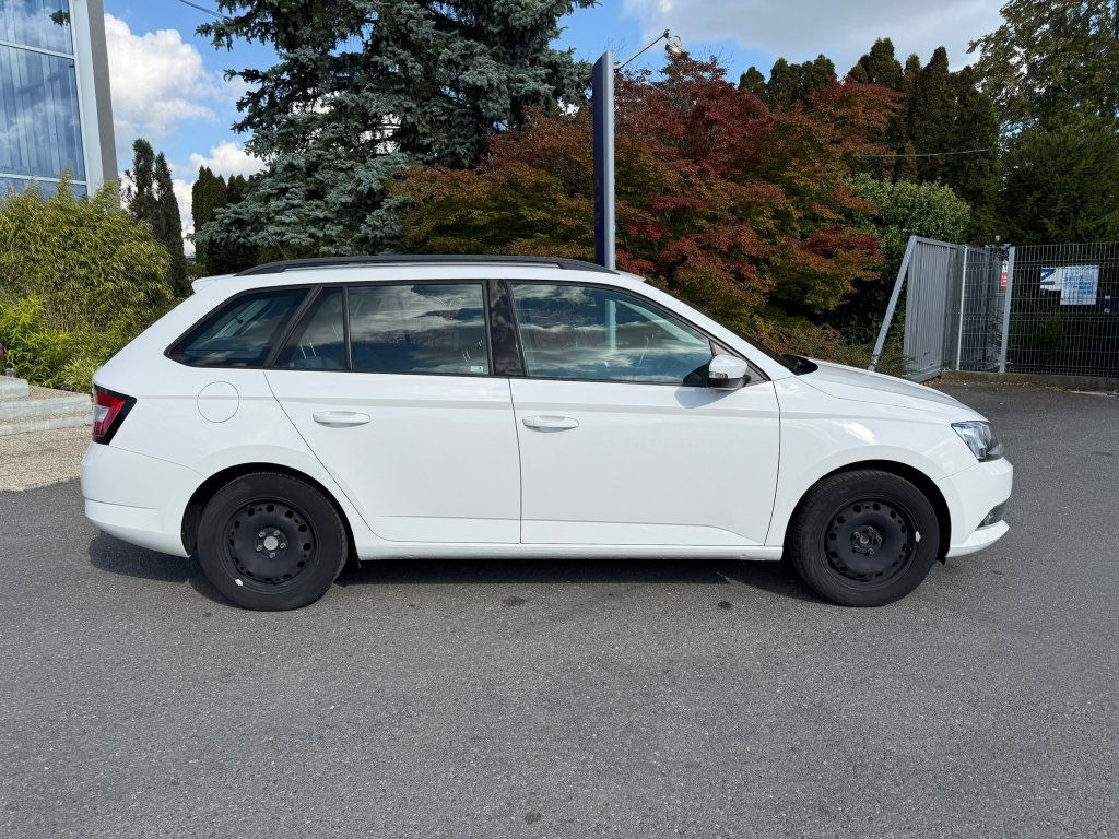 Skoda 1,4TDi kombi - Kombi: obrázek 3 Skoda 1,4TDi kombi - Kombi: obrázek 3
