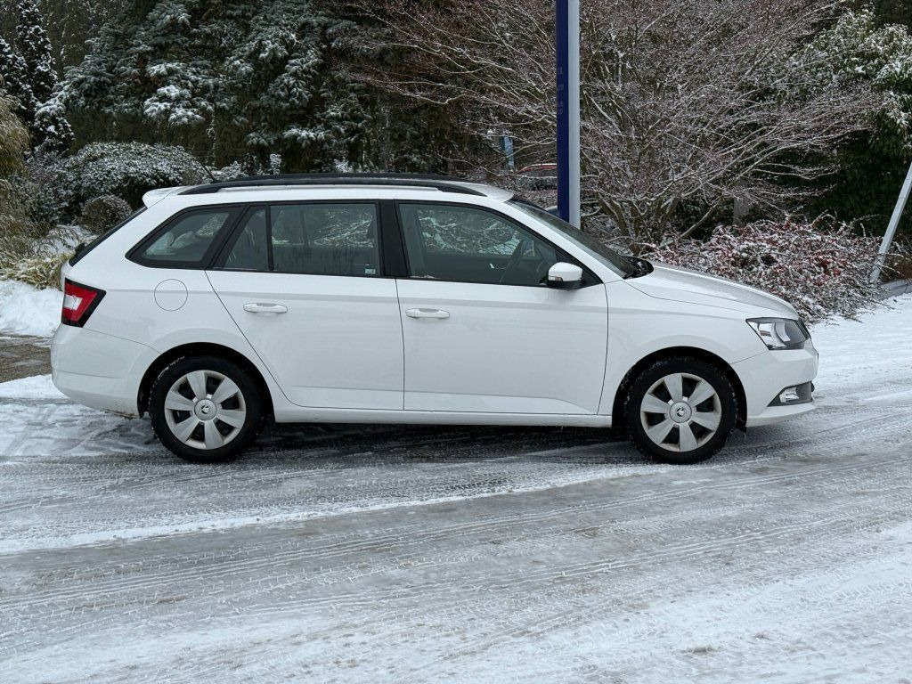 Skoda 1,4TDi kombi - Kombi: obrázek 3 Skoda 1,4TDi kombi - Kombi: obrázek 3