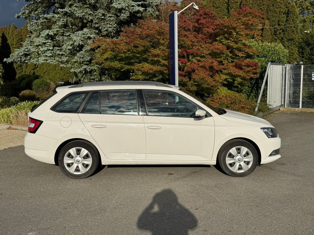 Skoda 1,4TDi kombi - Kombi: obrázek 3 Skoda 1,4TDi kombi - Kombi: obrázek 3