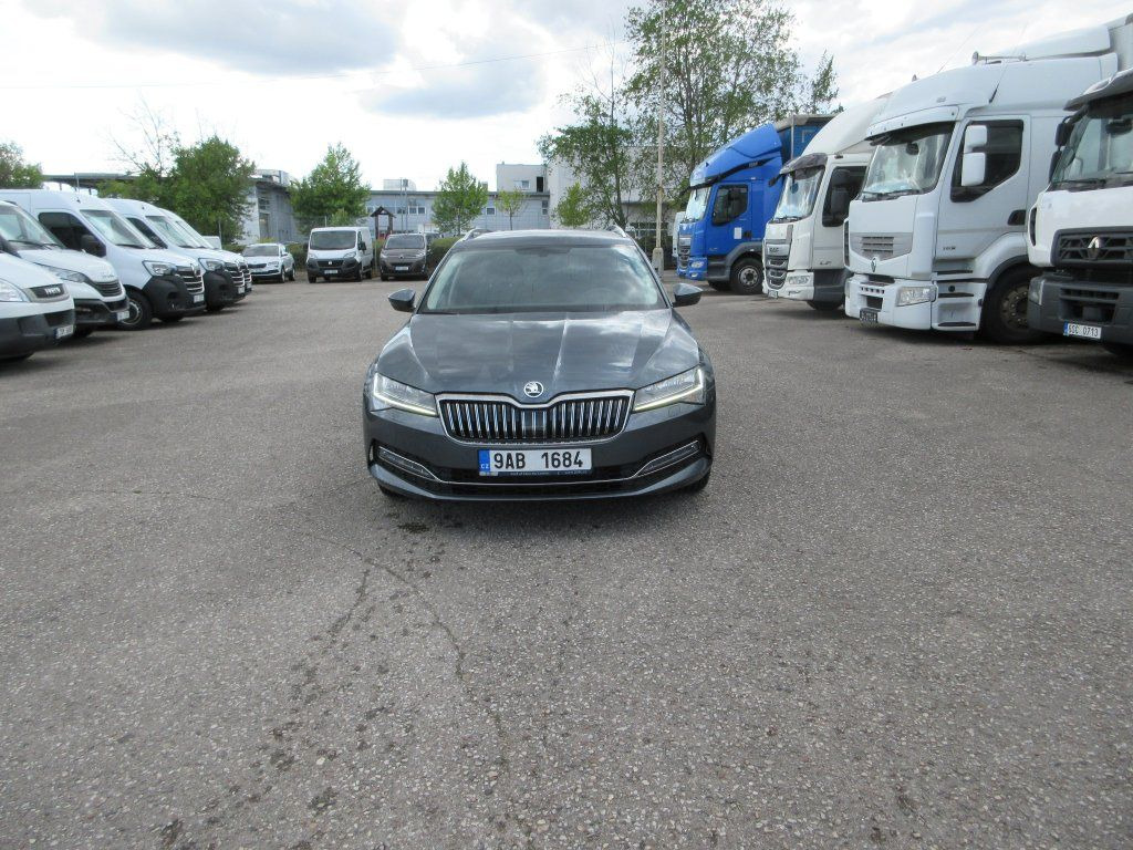 Skoda 2.0 Tdi  Style - Kombi: obrázek 1 Skoda 2.0 Tdi  Style - Kombi: obrázek 1