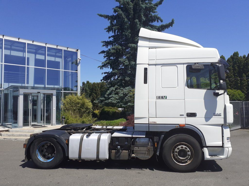 DAF XF105.460 EEV - Tahač: obrázek 3 DAF XF105.460 EEV - Tahač: obrázek 3