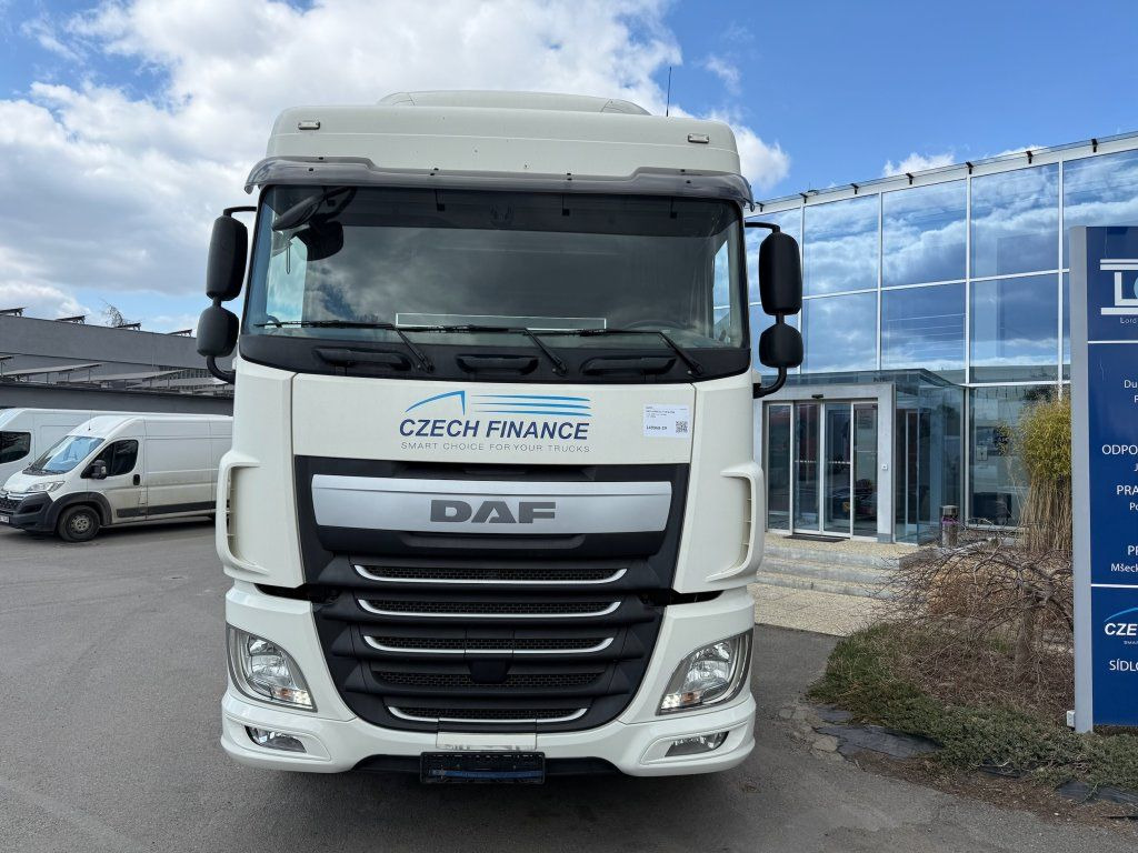 DAF XF460 EURO 6 - Tahač: obrázek 2 DAF XF460 EURO 6 - Tahač: obrázek 2