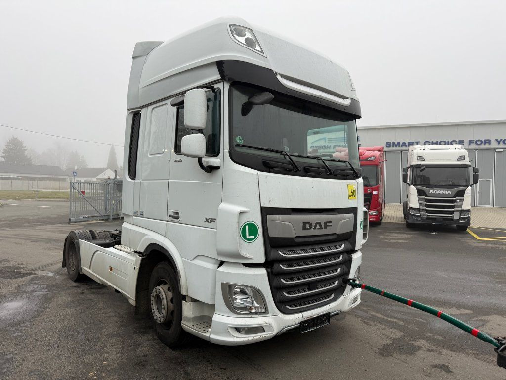 DAF XF480 SSC EURO 6 Undriveable - damaged engine - Tahač: obrázek 2 DAF XF480 SSC EURO 6 Undriveable - damaged engine - Tahač: obrázek 2
