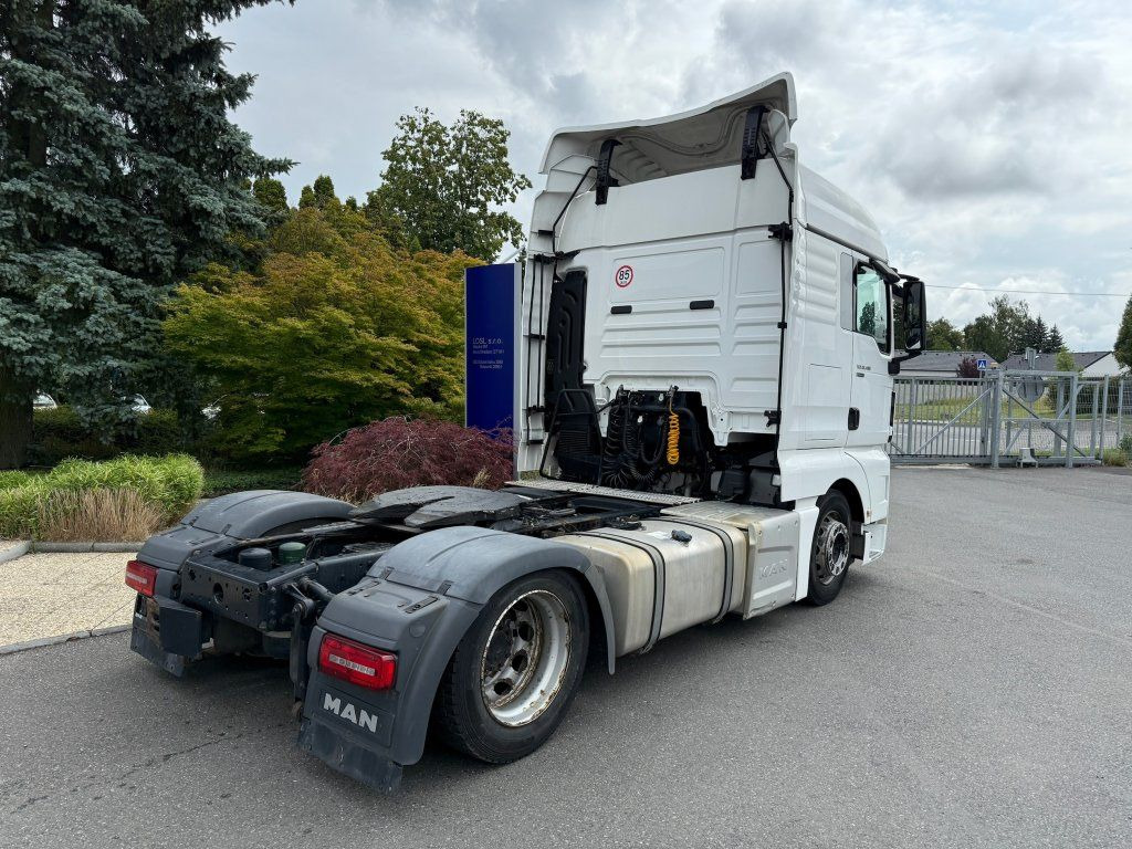 MAN TGX18.460 EURO 6 MEGA/lowdeck - Tahač: obrázek 4 MAN TGX18.460 EURO 6 MEGA/lowdeck - Tahač: obrázek 4