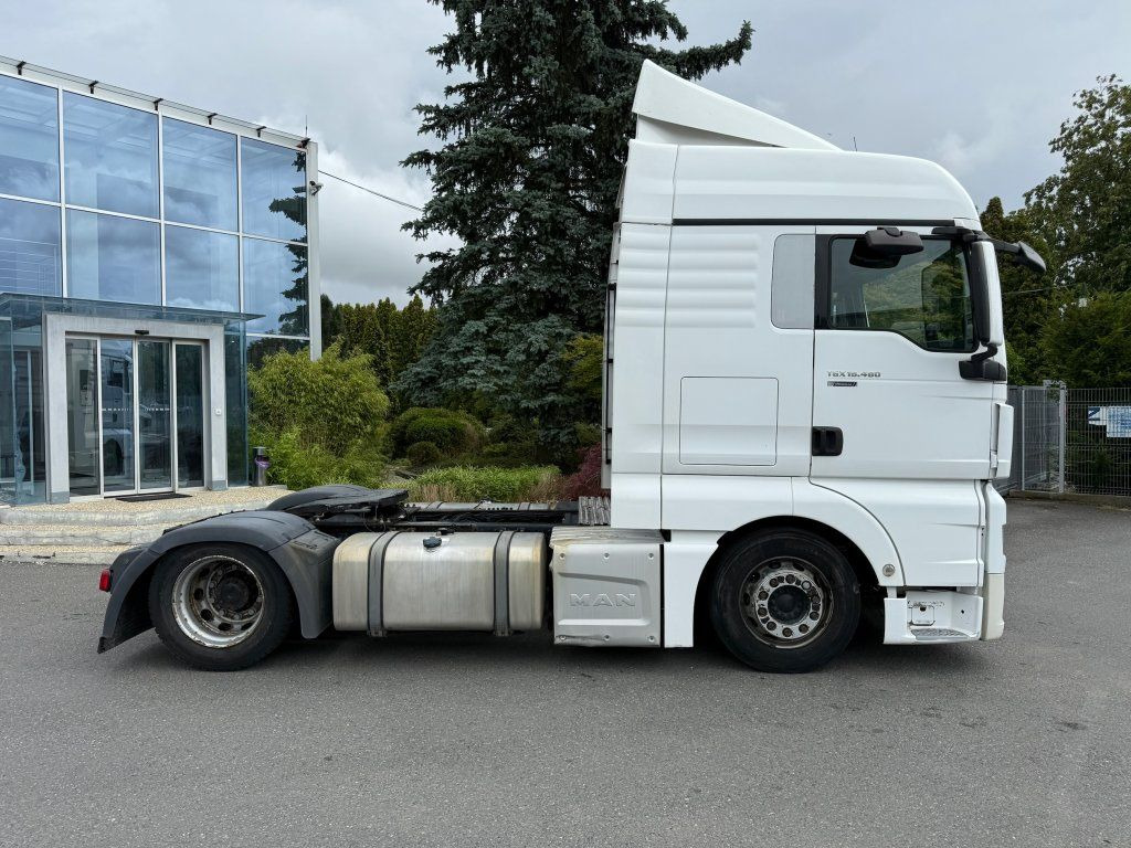 MAN TGX18.460 EURO 6 MEGA/lowdeck - Tahač: obrázek 3 MAN TGX18.460 EURO 6 MEGA/lowdeck - Tahač: obrázek 3