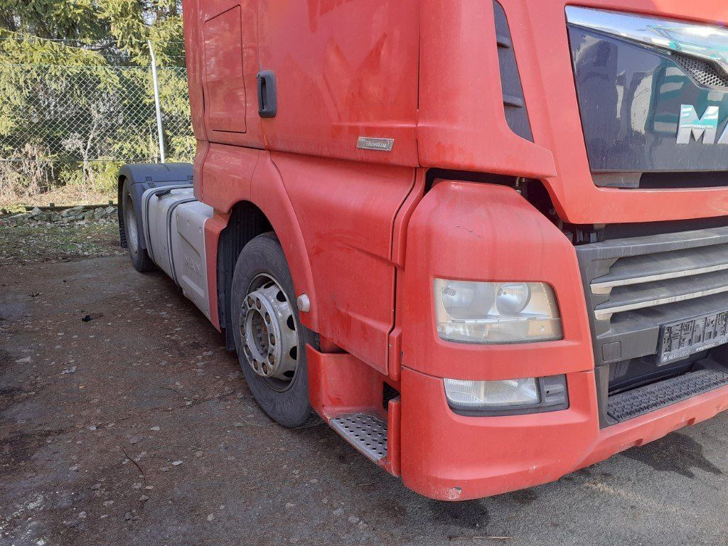 MAN TGX18.460 XLX Motorschaden/engine damage - Tahač: obrázek 5 MAN TGX18.460 XLX Motorschaden/engine damage - Tahač: obrázek 5