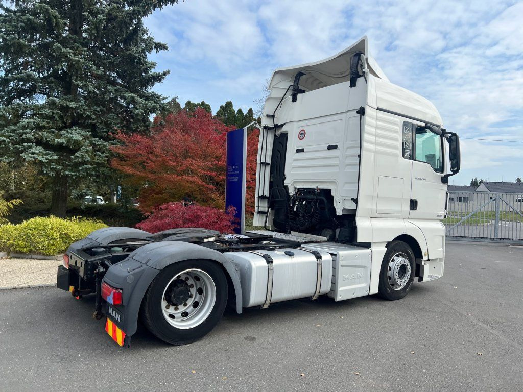 MAN TGX18.500 MEGA/lowdeck - Tahač: obrázek 4 MAN TGX18.500 MEGA/lowdeck - Tahač: obrázek 4