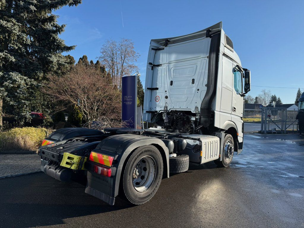 Mercedes-Benz 1845 Actros EURO 6 - Tahač: obrázek 4 Mercedes-Benz 1845 Actros EURO 6 - Tahač: obrázek 4