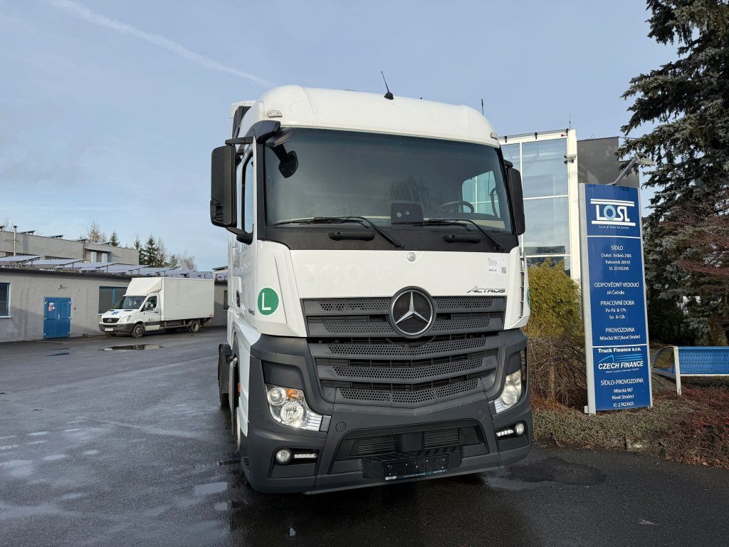 Mercedes-Benz 1845 Actros EURO 6 - Tahač: obrázek 2 Mercedes-Benz 1845 Actros EURO 6 - Tahač: obrázek 2