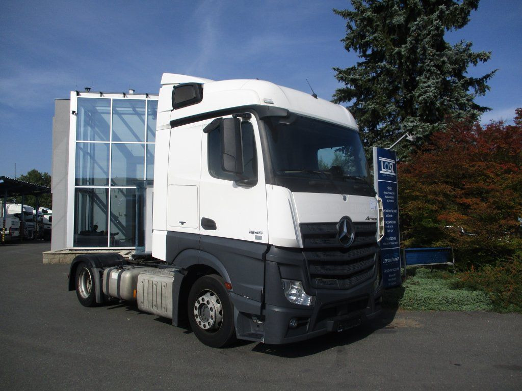 Mercedes-Benz 1845 Actros EURO 6 MEGA/lowdeck - Tahač: obrázek 2 Mercedes-Benz 1845 Actros EURO 6 MEGA/lowdeck - Tahač: obrázek 2