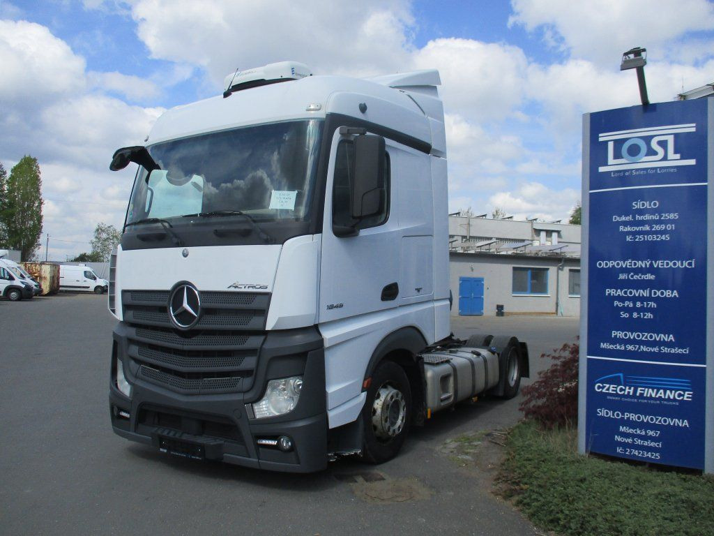 Mercedes-Benz 1845 Actros EURO 6 MEGA/lowdeck - Tahač: obrázek 1 Mercedes-Benz 1845 Actros EURO 6 MEGA/lowdeck - Tahač: obrázek 1