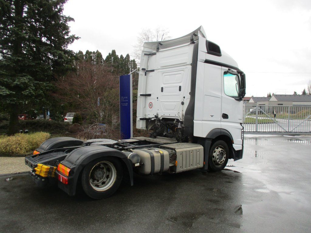 Mercedes-Benz 1845 Actros EURO 6 MEGA/lowdeck - Tahač: obrázek 4 Mercedes-Benz 1845 Actros EURO 6 MEGA/lowdeck - Tahač: obrázek 4