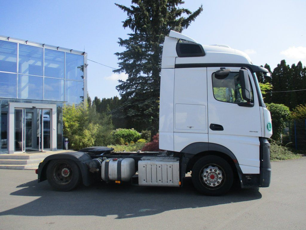 Mercedes-Benz 1845 Actros EURO 6 MEGA/lowdeck - Tahač: obrázek 3 Mercedes-Benz 1845 Actros EURO 6 MEGA/lowdeck - Tahač: obrázek 3