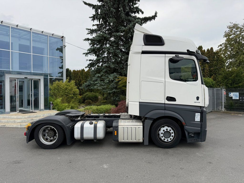 Mercedes-Benz 1845 Actros EURO 6 MEGA/lowdeck - Tahač: obrázek 3 Mercedes-Benz 1845 Actros EURO 6 MEGA/lowdeck - Tahač: obrázek 3